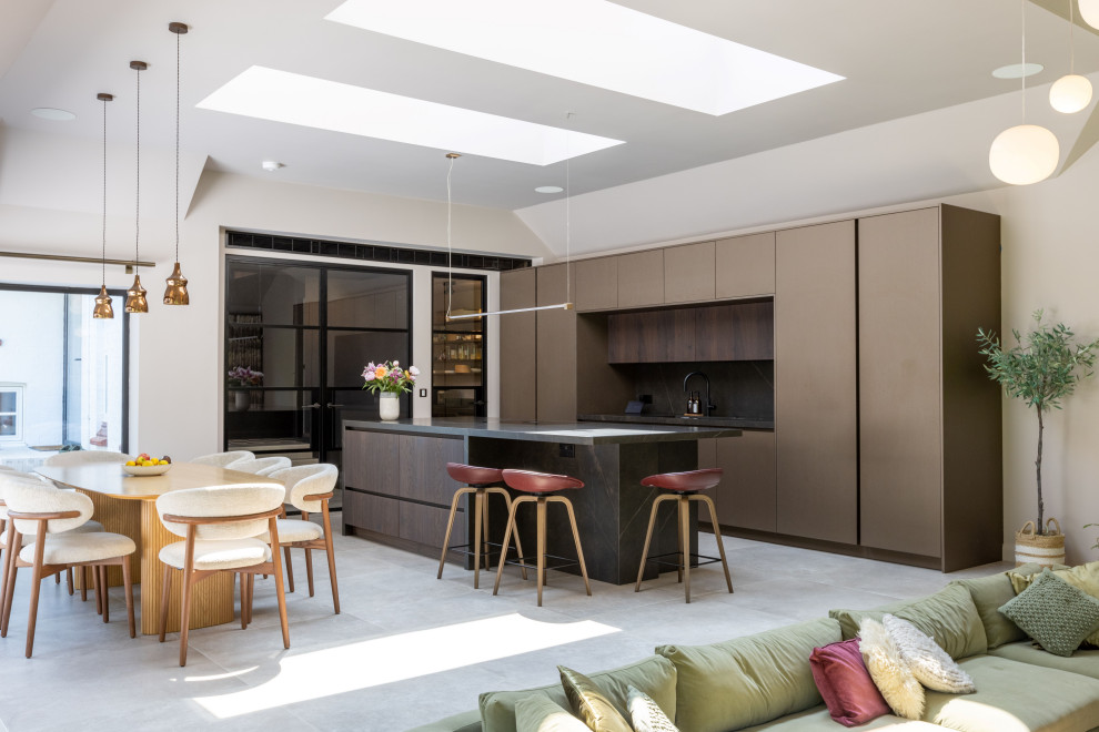 Kitchen with walk in pantry and sunken lounge - Contemporary - Kitchen ...