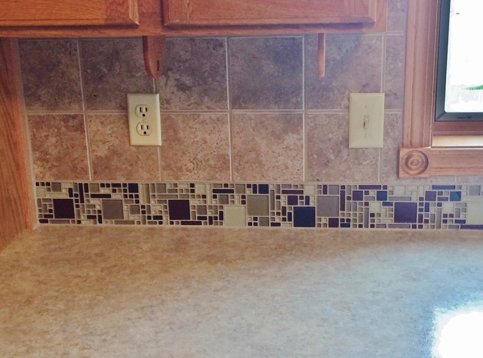 Kitchen - transitional kitchen idea