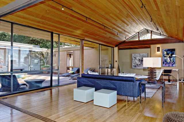 89 Southampton Ave - Berkeley retro-vardagsrum