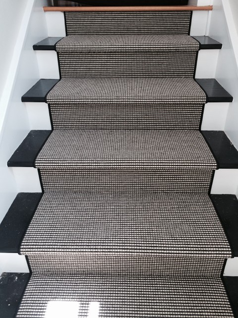 Custom Home contemporain-escalier