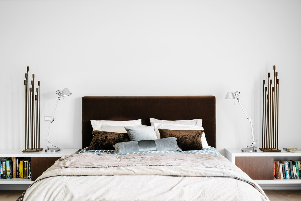 Frank Lloyd Wright Inspired Home - Midcentury - Bedroom ...