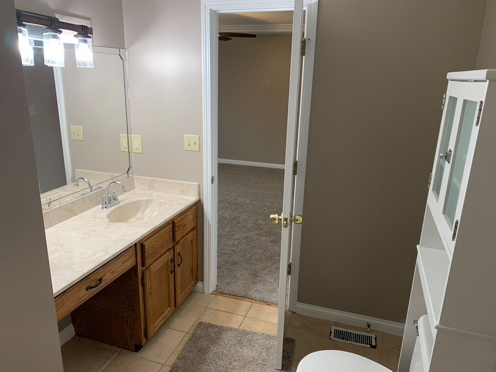 Plainview After - Master Bath