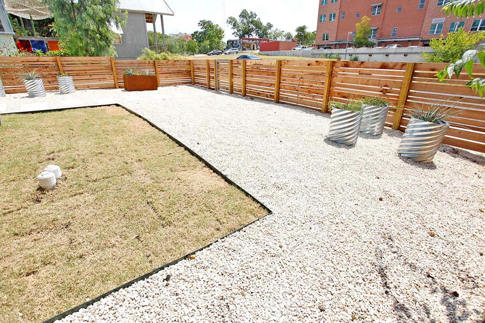 Inspiration for a transitional patio remodel in Austin