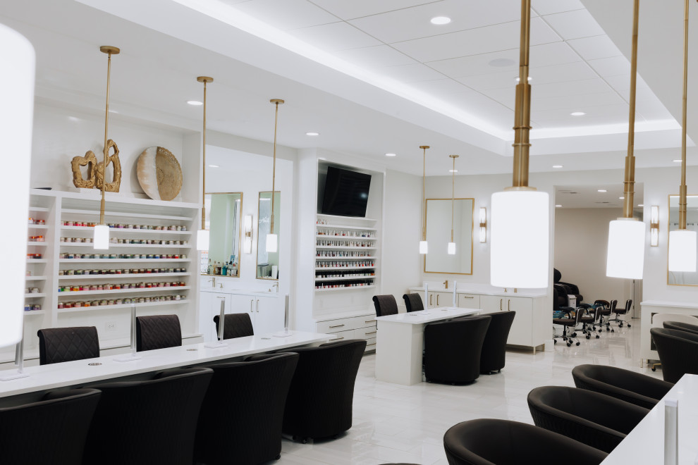 High End Nail Salon