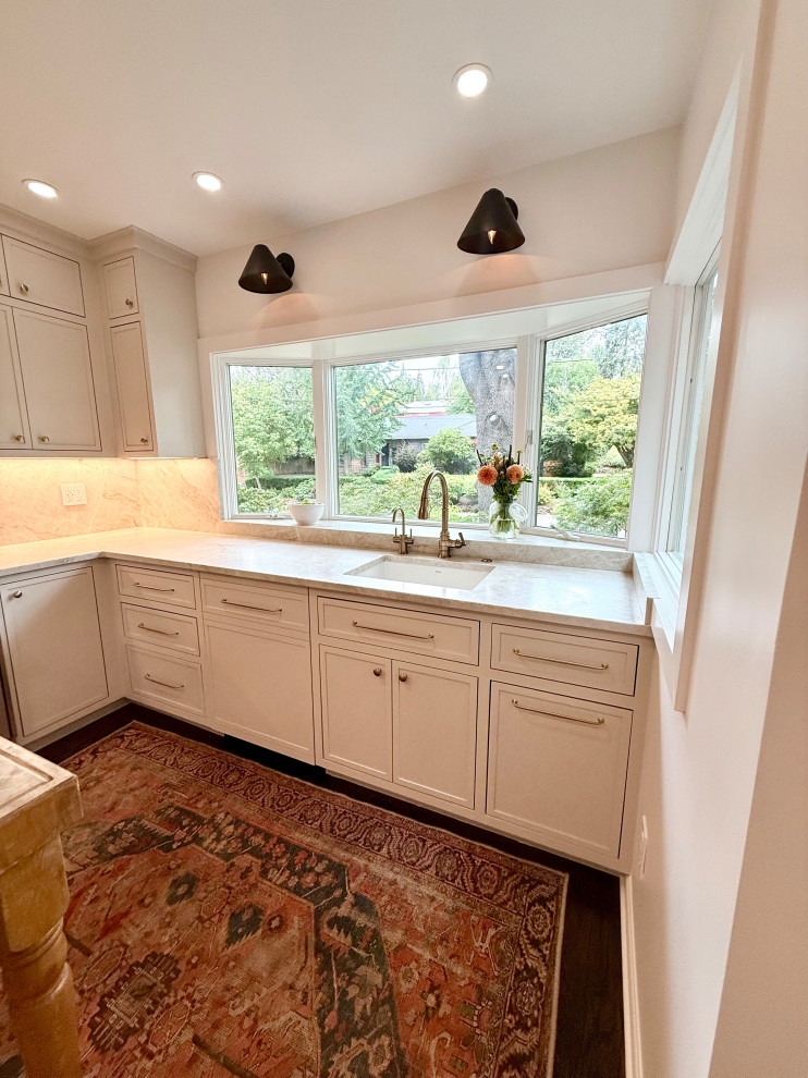 West Slope Modern Kitchen