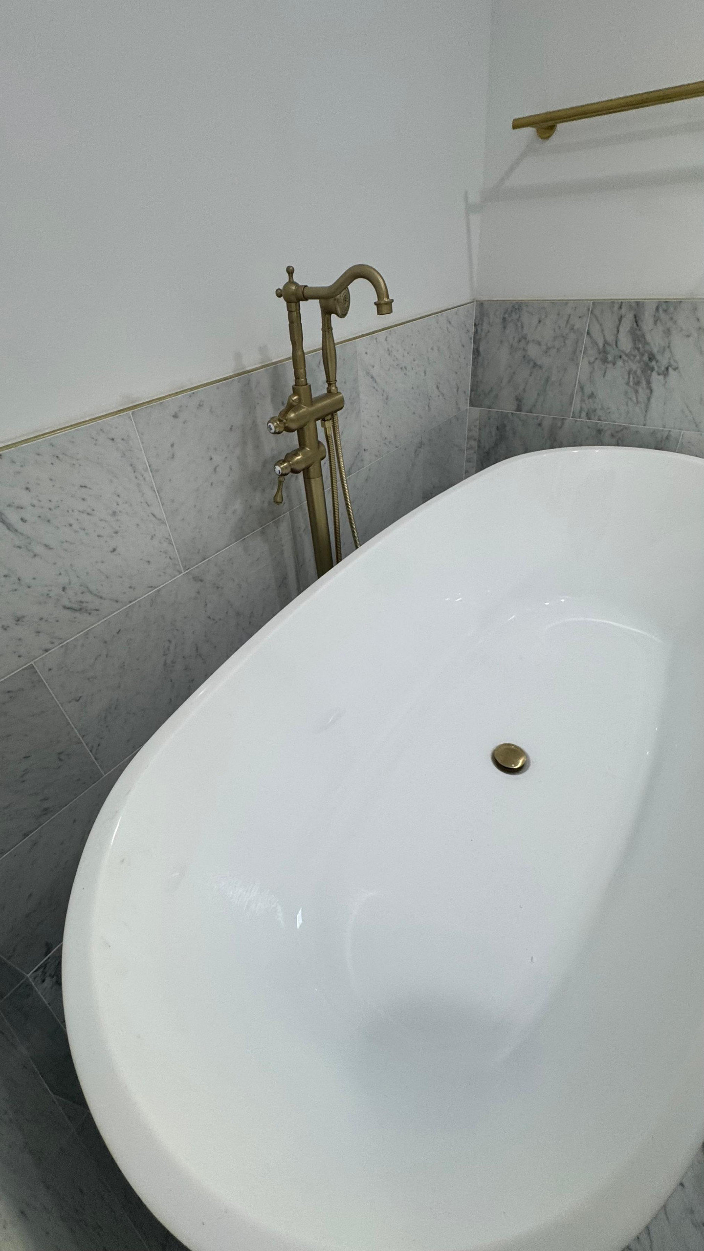Master Bathroom - Chatsworth