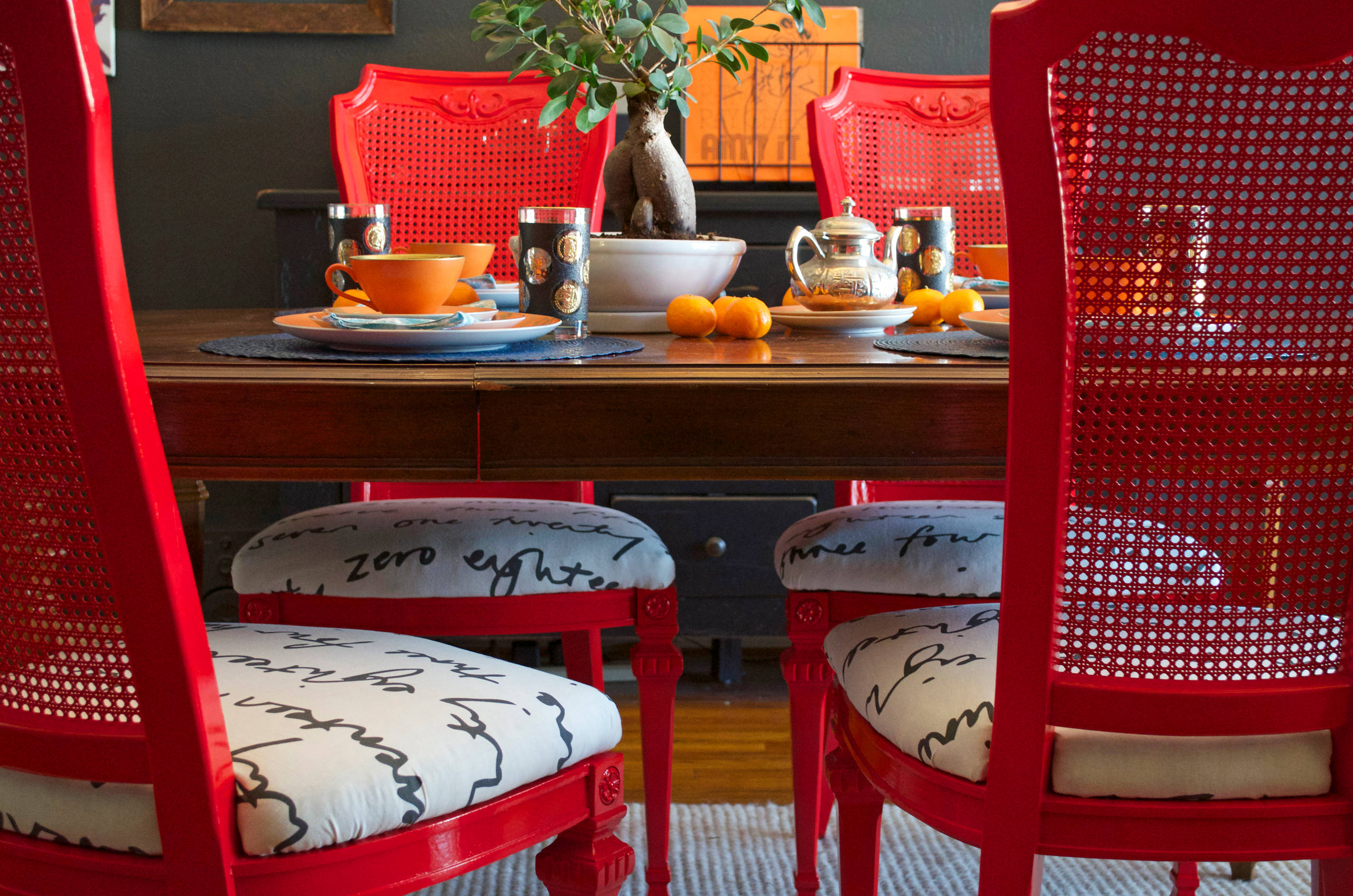 Dining Set Makeover: Paint and Tea-Tinted Fabric Make Old Chairs New, image size:2560x1696