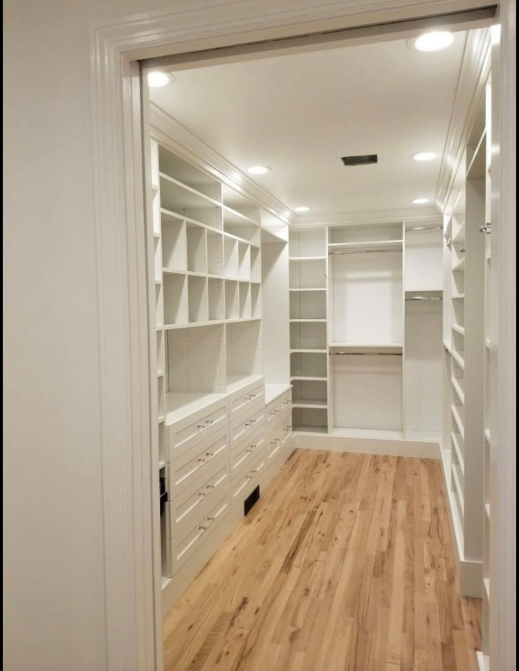 Custom Walk-in Closet