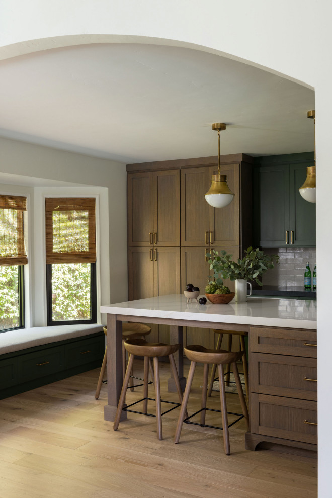 Home design - transitional home design idea in Sacramento