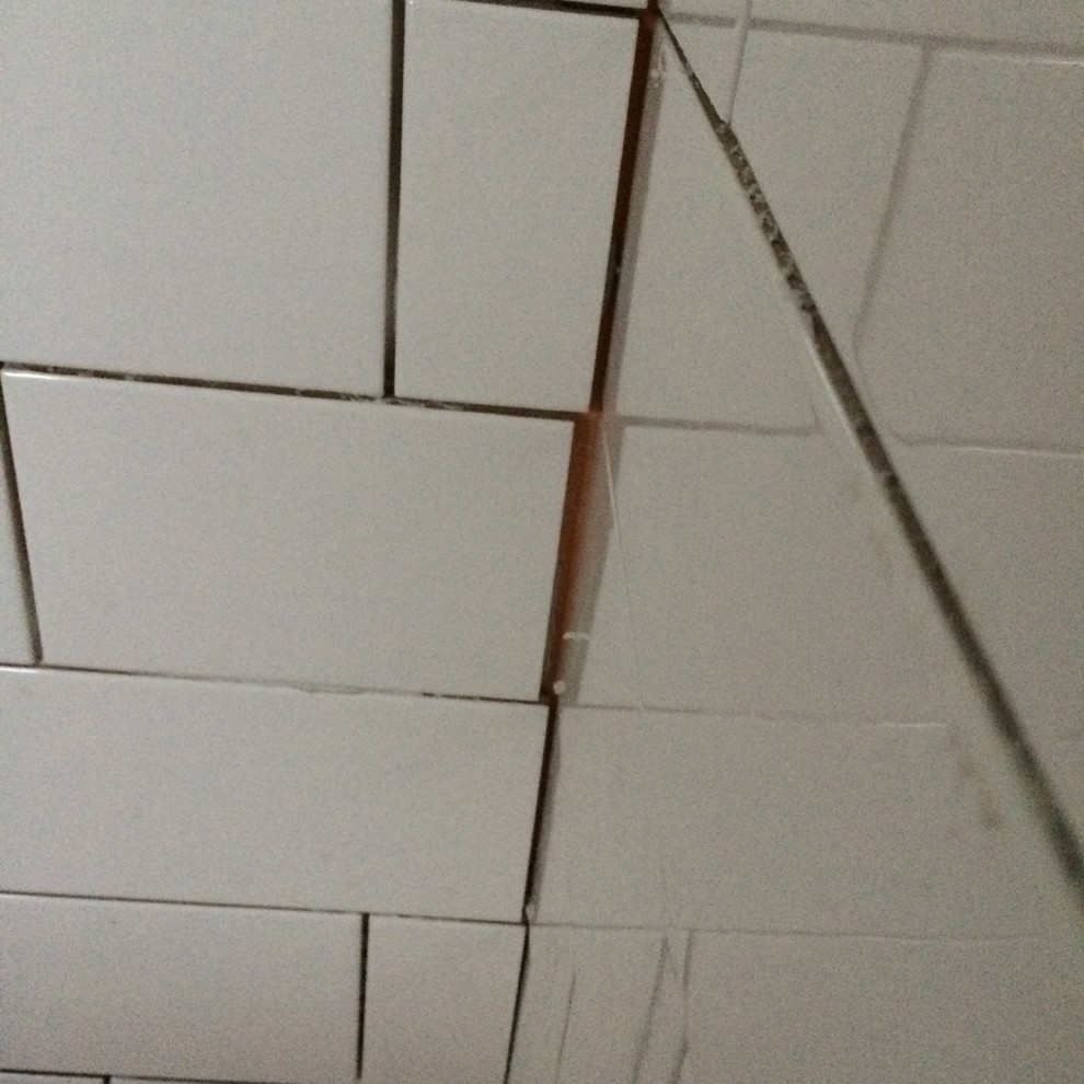 Is this a bad tile job?