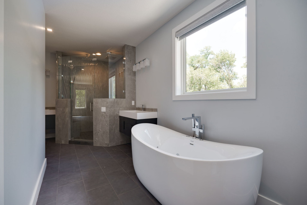 Amazing 2900+ sqft home in Franklin Ohio
