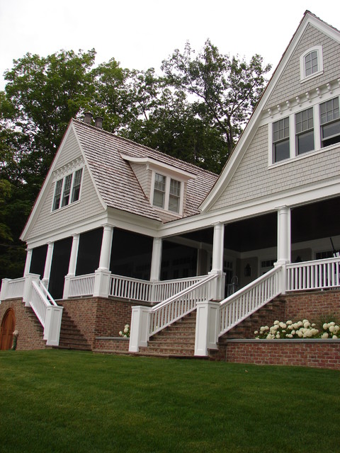 Lakefront Home american-traditional-exterior