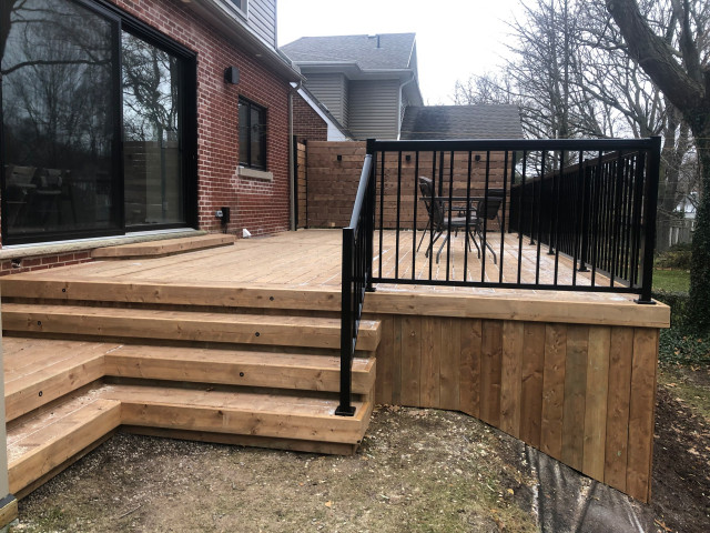 Waterloo PT Deck terrace