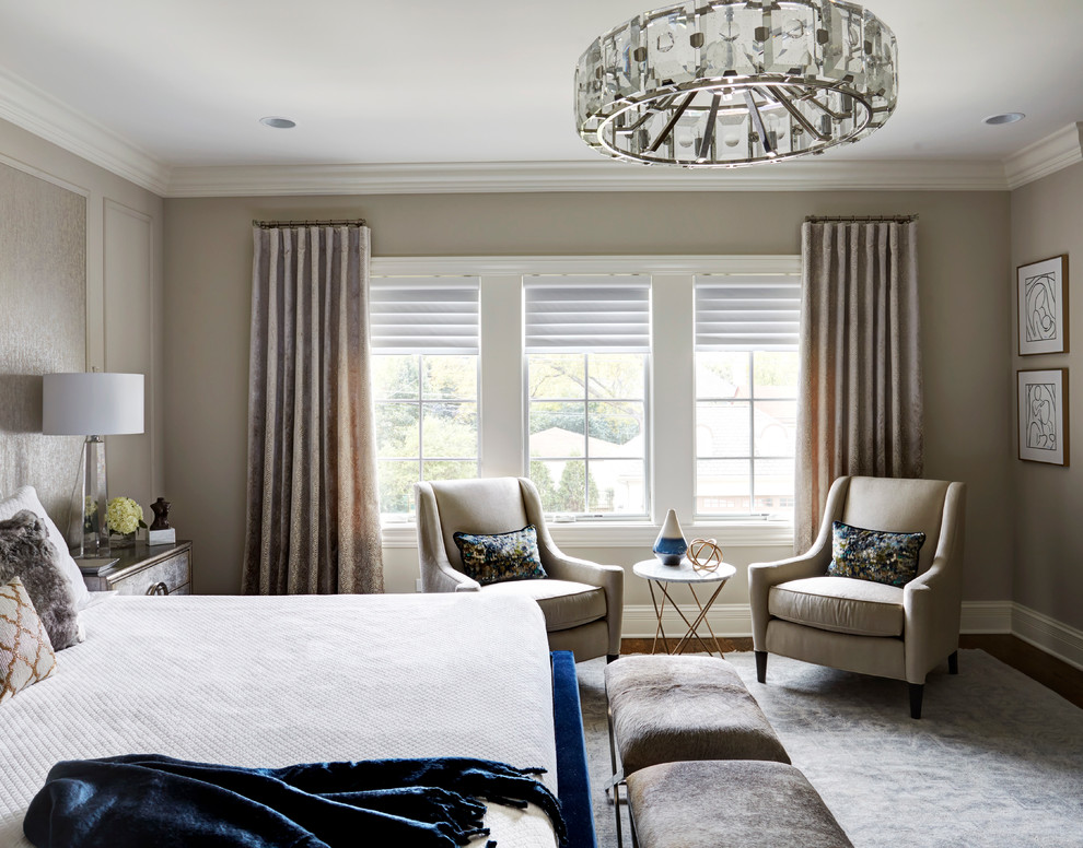 Inspiration for a transitional home design remodel in Chicago
