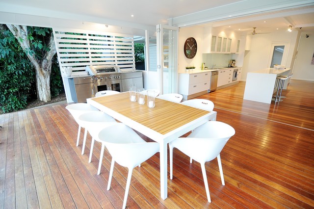 Woodward Street trendy-veranda