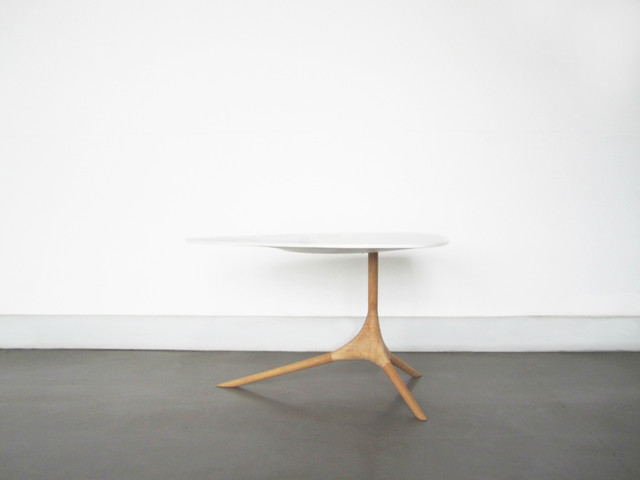 Autumn Tisch contemporary-moebler