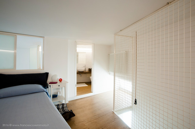 Compattezza e altezza | 70 mq contemporary-sovrum