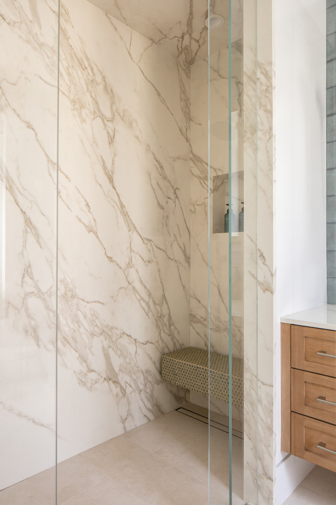 Inspiration for a transitional bathroom remodel in Orange County