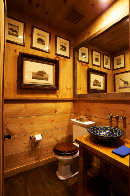 Entertainment Barn klassisch-gaestetoilette