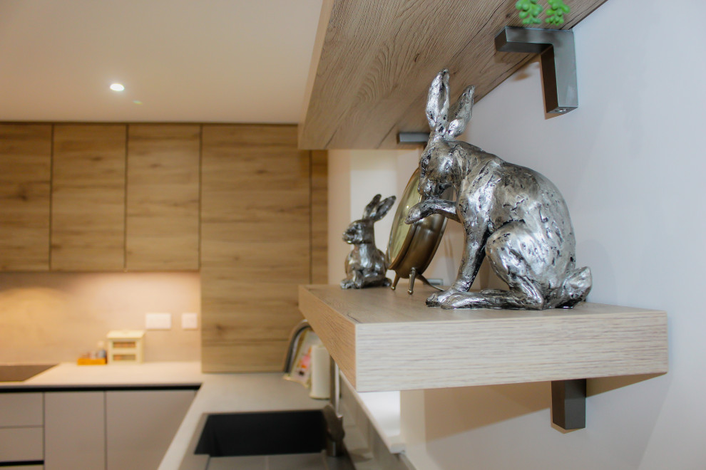 Focus Ultra High Gloss Sand with Sanremo Accent