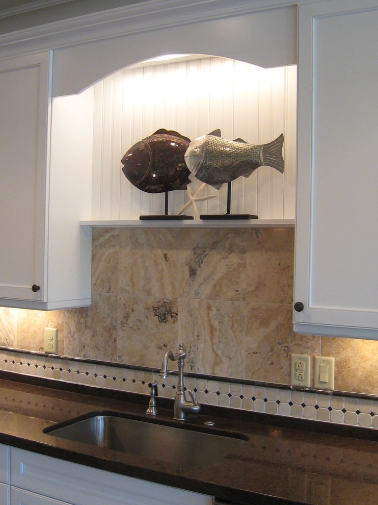 Inspiration for a transitional kitchen remodel in Baltimore