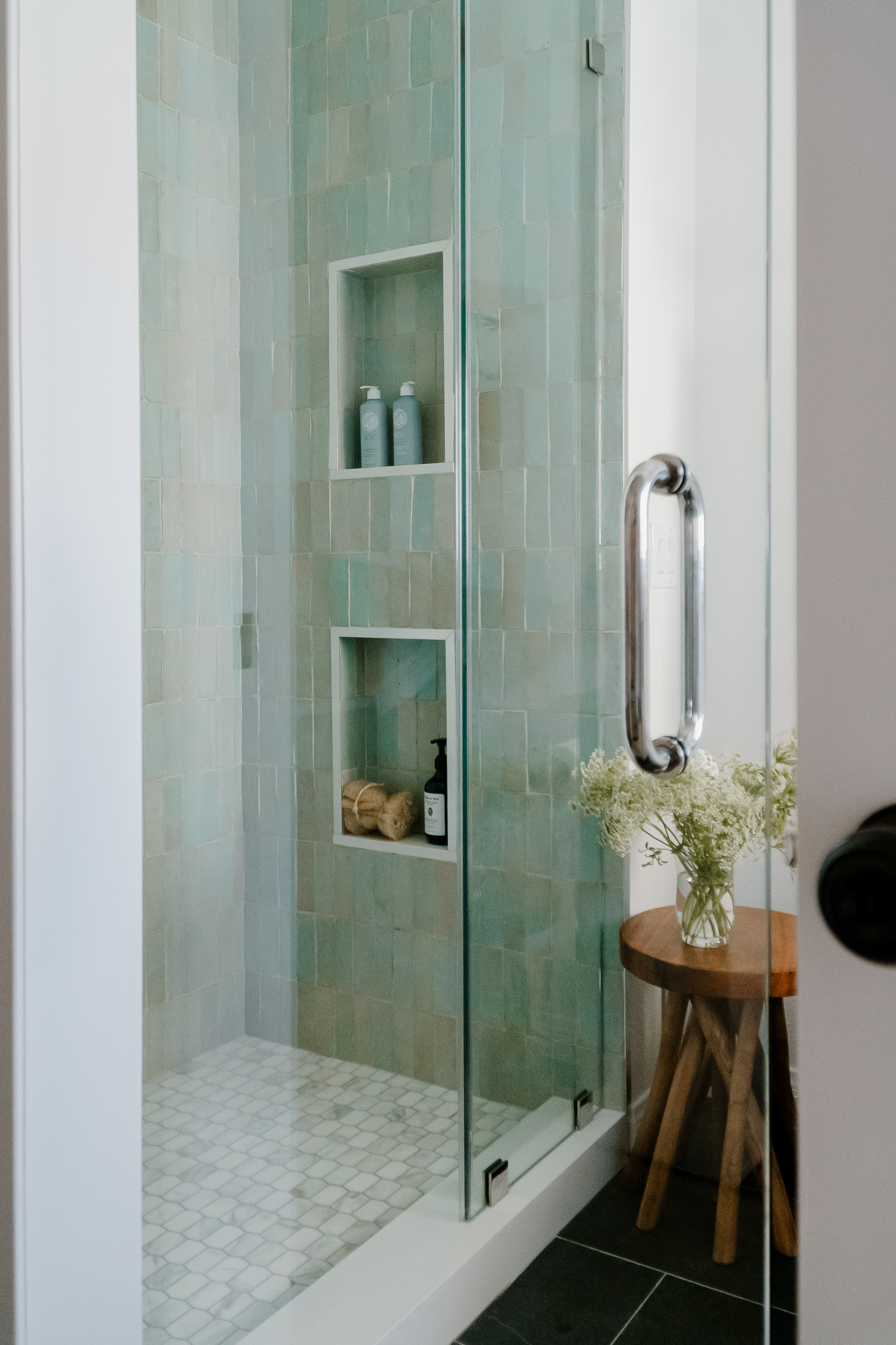 Santa Monica / Complete Bathroom Remodel +