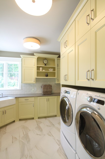 Beyer american-traditional-utility-room