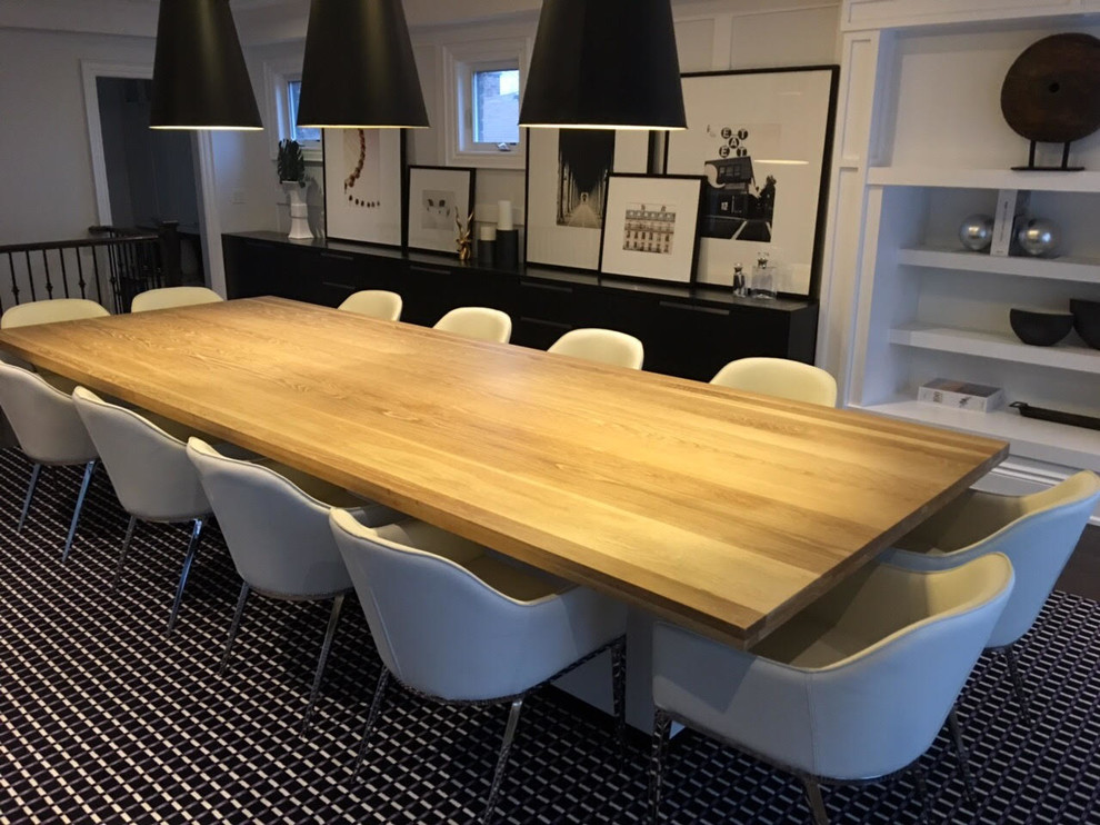 Inspiration for a transitional home design remodel in Toronto
