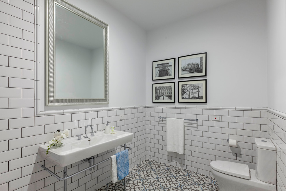 This is an example of a traditional bathroom in Gold Coast - Tweed.