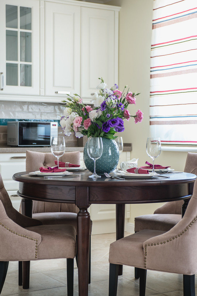 Квартира на Античном 2