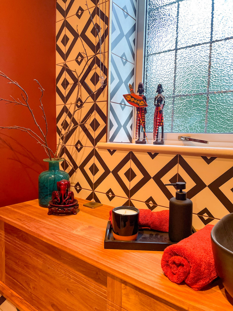 African inspired cloakroom