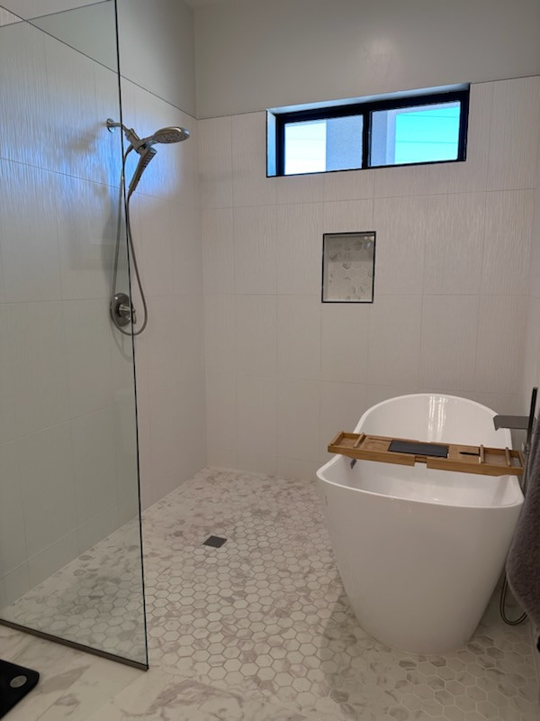 Beautiful bathroom designs for custom homes