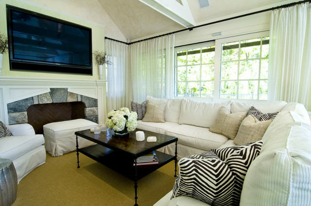 Poolhouse transitional-living-room