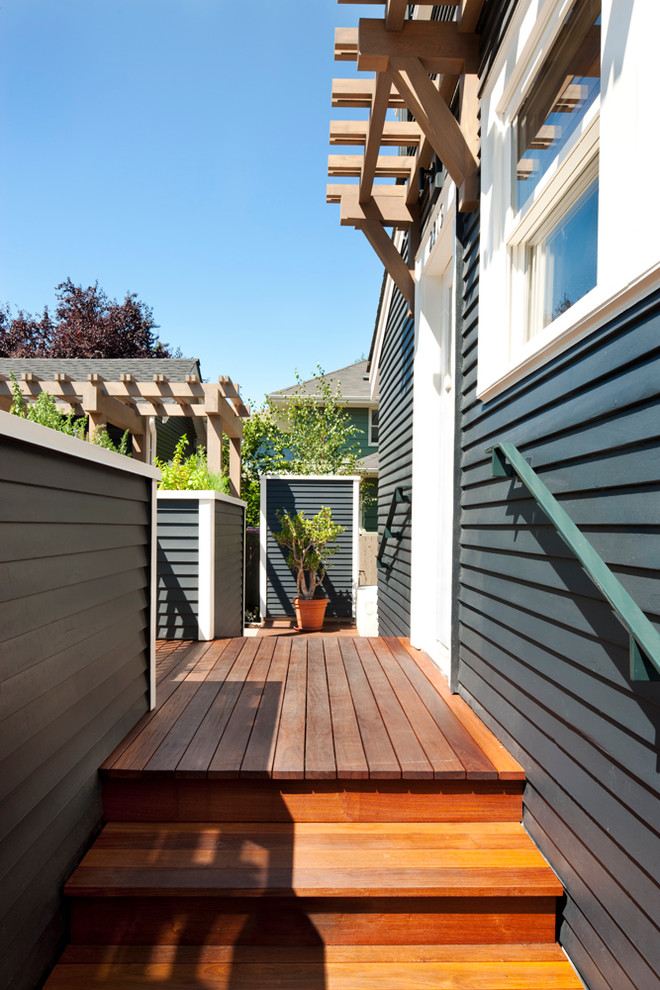 Deck - transitional deck idea in Seattle