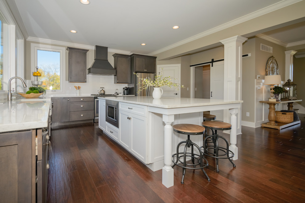 Kitchen - kitchen idea in Cincinnati