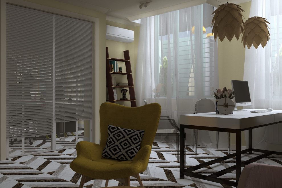 Служебный роман