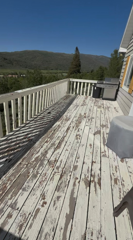 OAKLEY BACK DECK-before demo