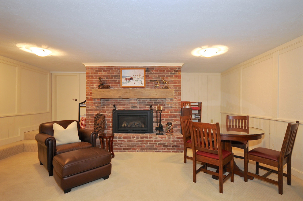 This is an example of a traditional basement in Indianapolis.