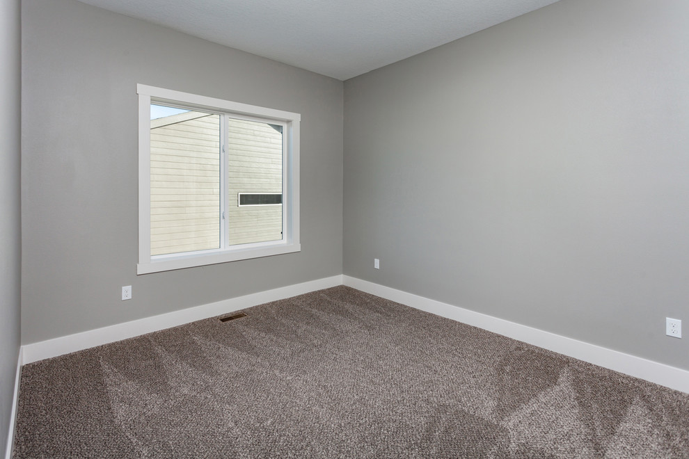 Home design - transitional home design idea
