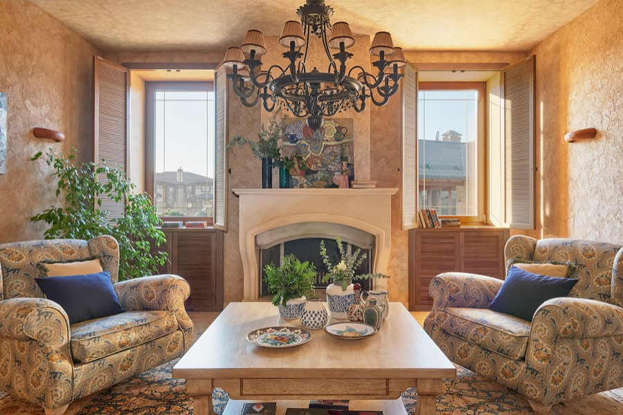 Картины над камином