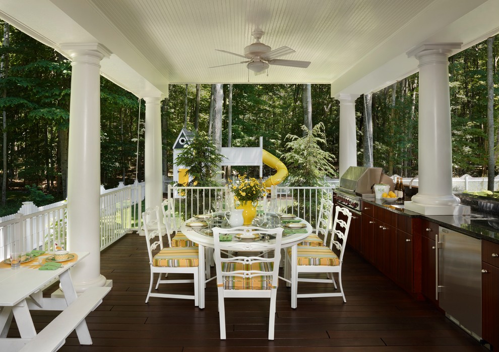 Photo of a traditional backyard verandah in Other.