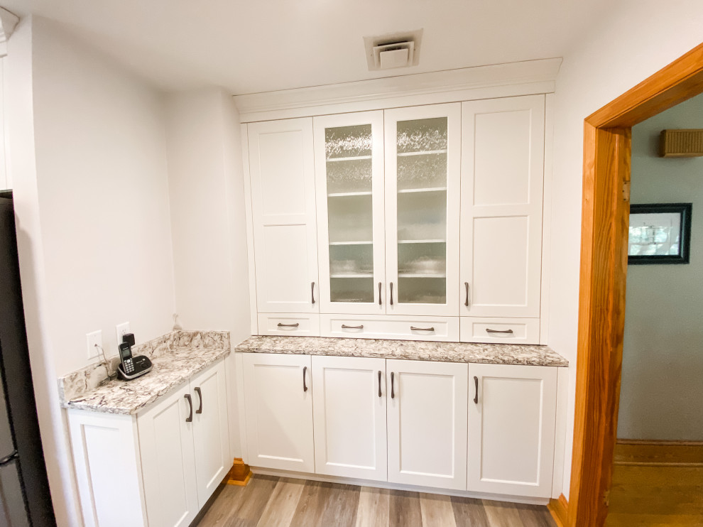 Inspiration for a transitional kitchen remodel in Baltimore