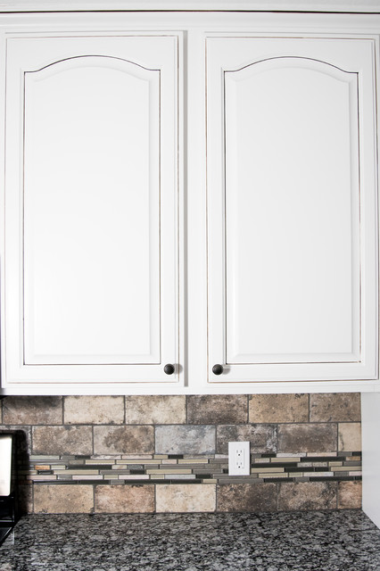 Refinished Cabinets Kitchen classique-cuisine