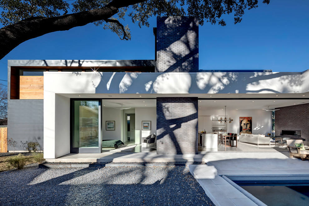This is an example of a contemporary home design in Austin.