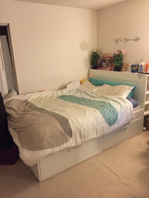 HELP Designing 9x9 small  bedroom 