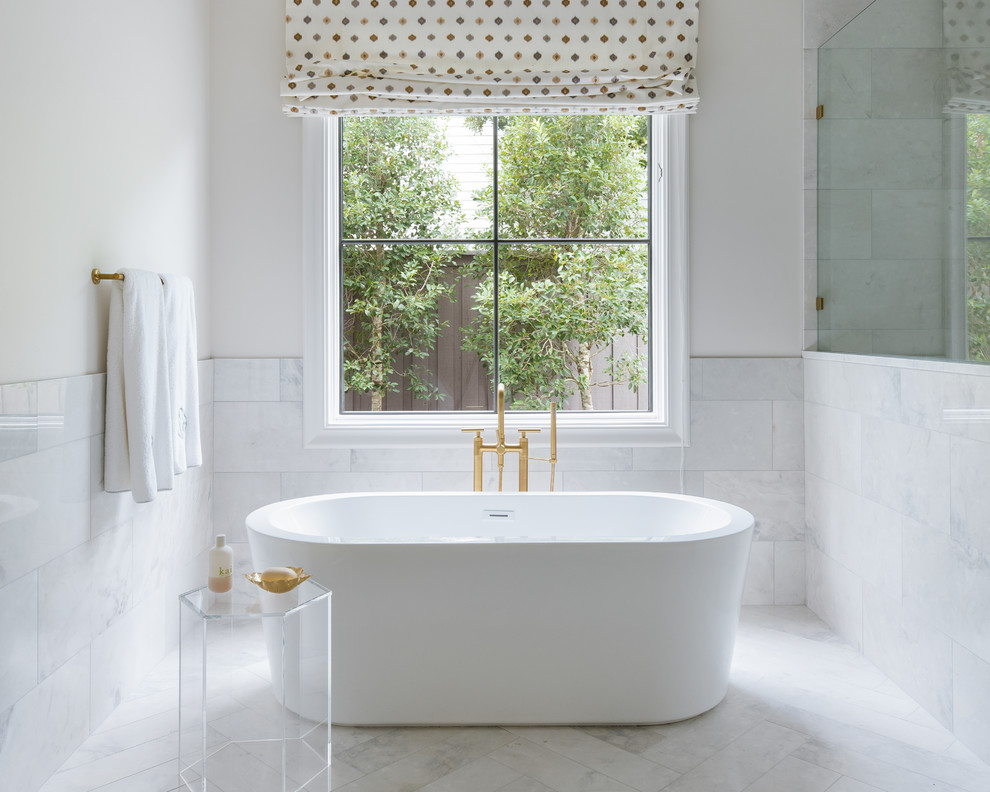 Inspiration for a transitional bathroom in Dallas.