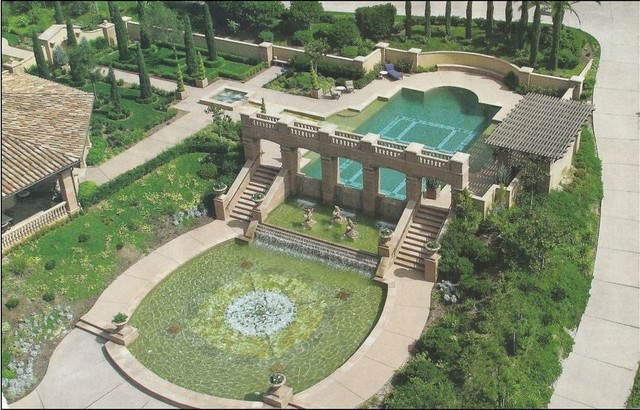 Classical Pool mediterraneo-piscina