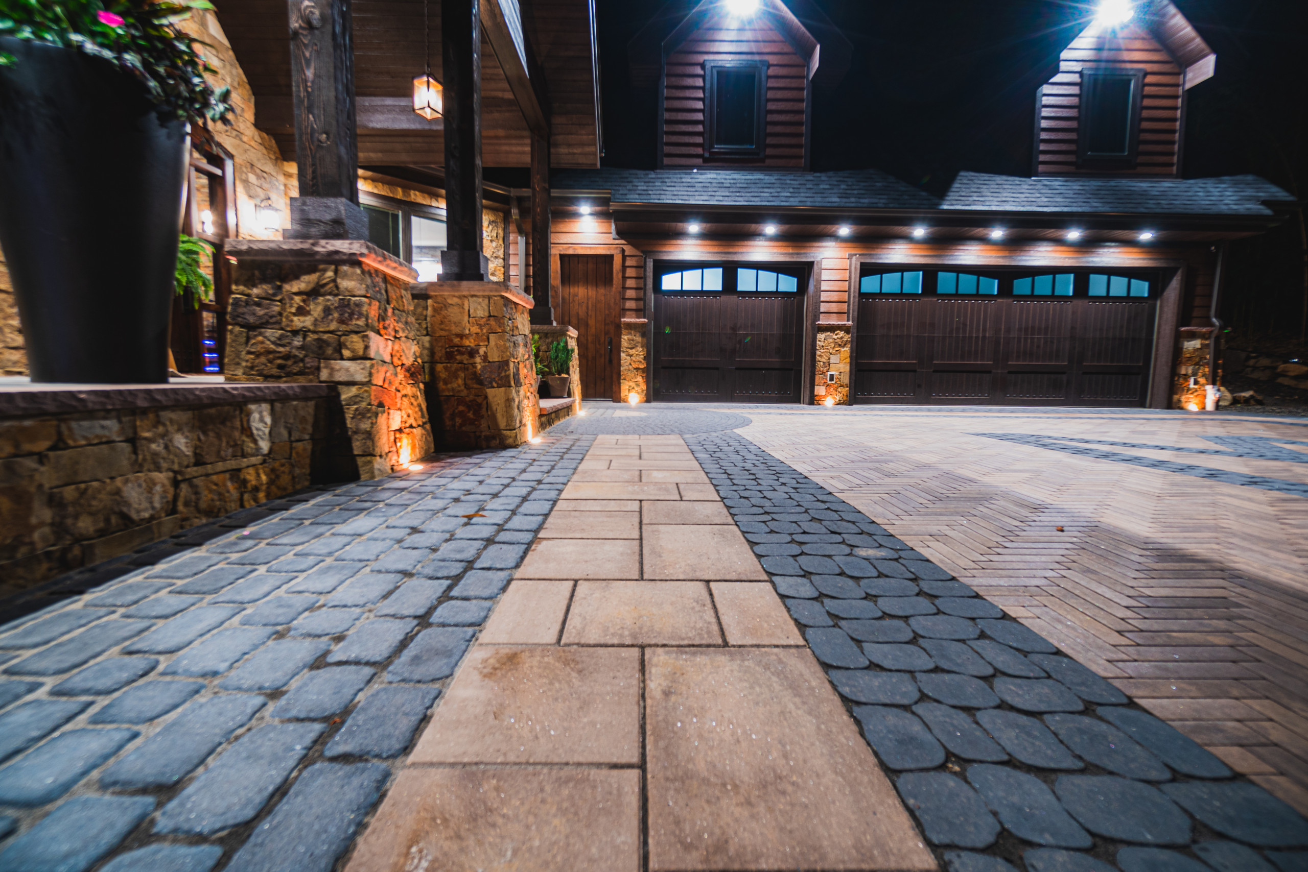 Award Winning Driveway Courtyard