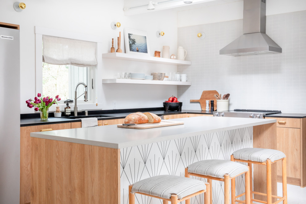 This is an example of a midcentury kitchen in Seattle.