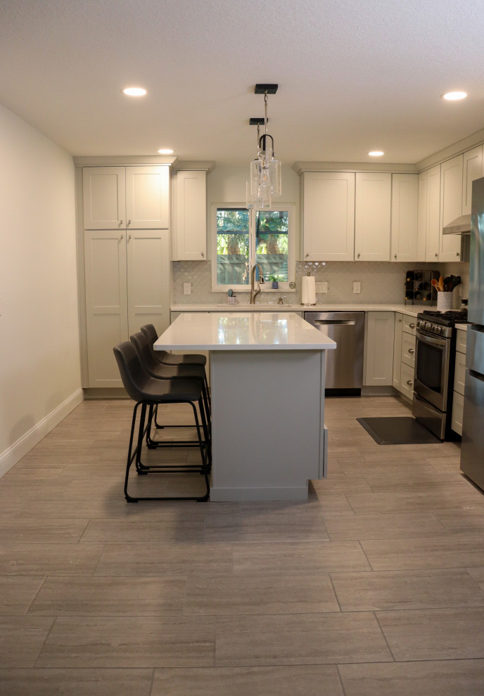 Cozy Kitchen Küche Orlando von J&J Carpet One Floor & Home Houzz